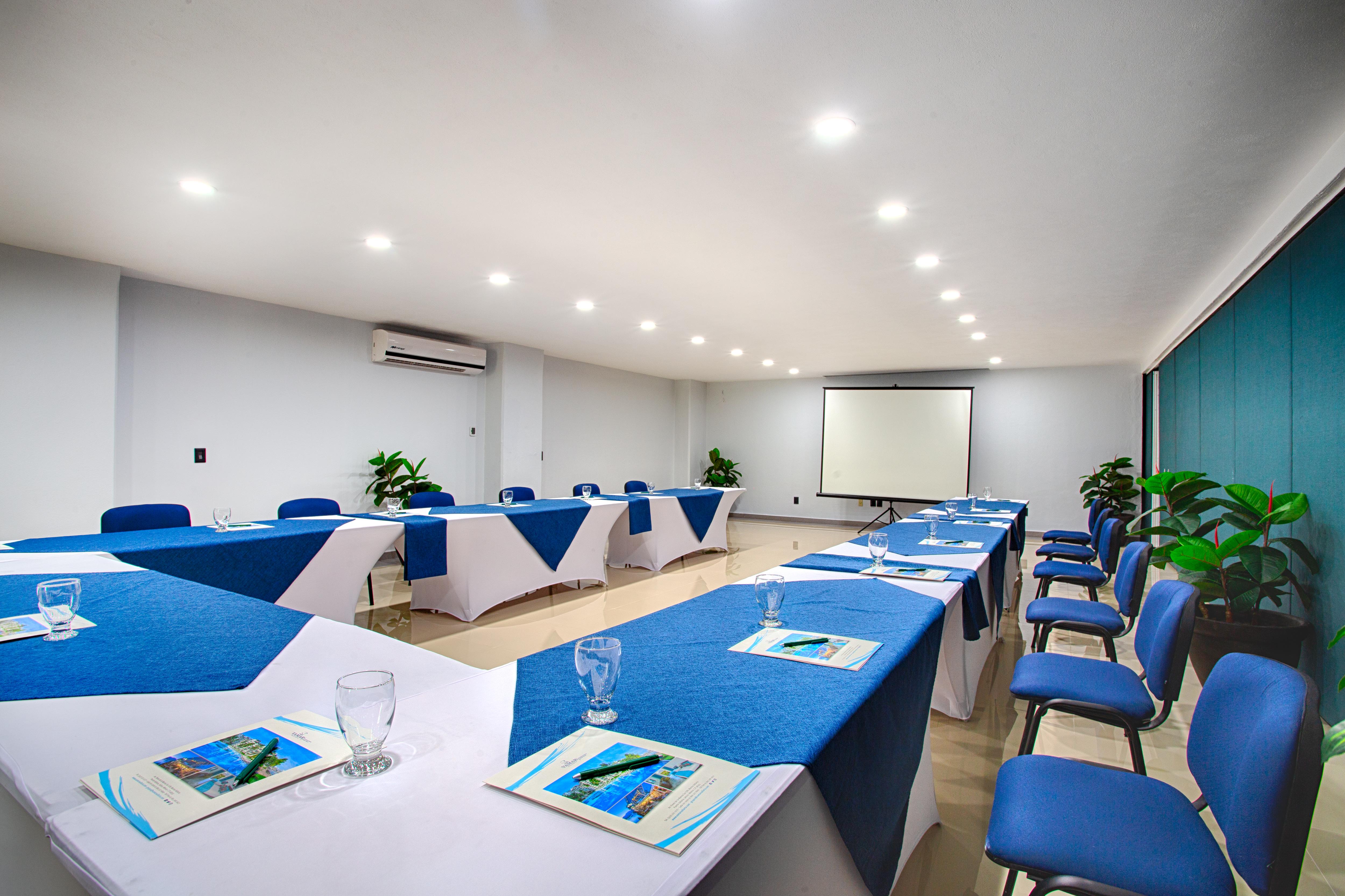 Vamar Vallarta All Inclusive Marina & Beach Resort プエルトバラータ エクステリア 写真