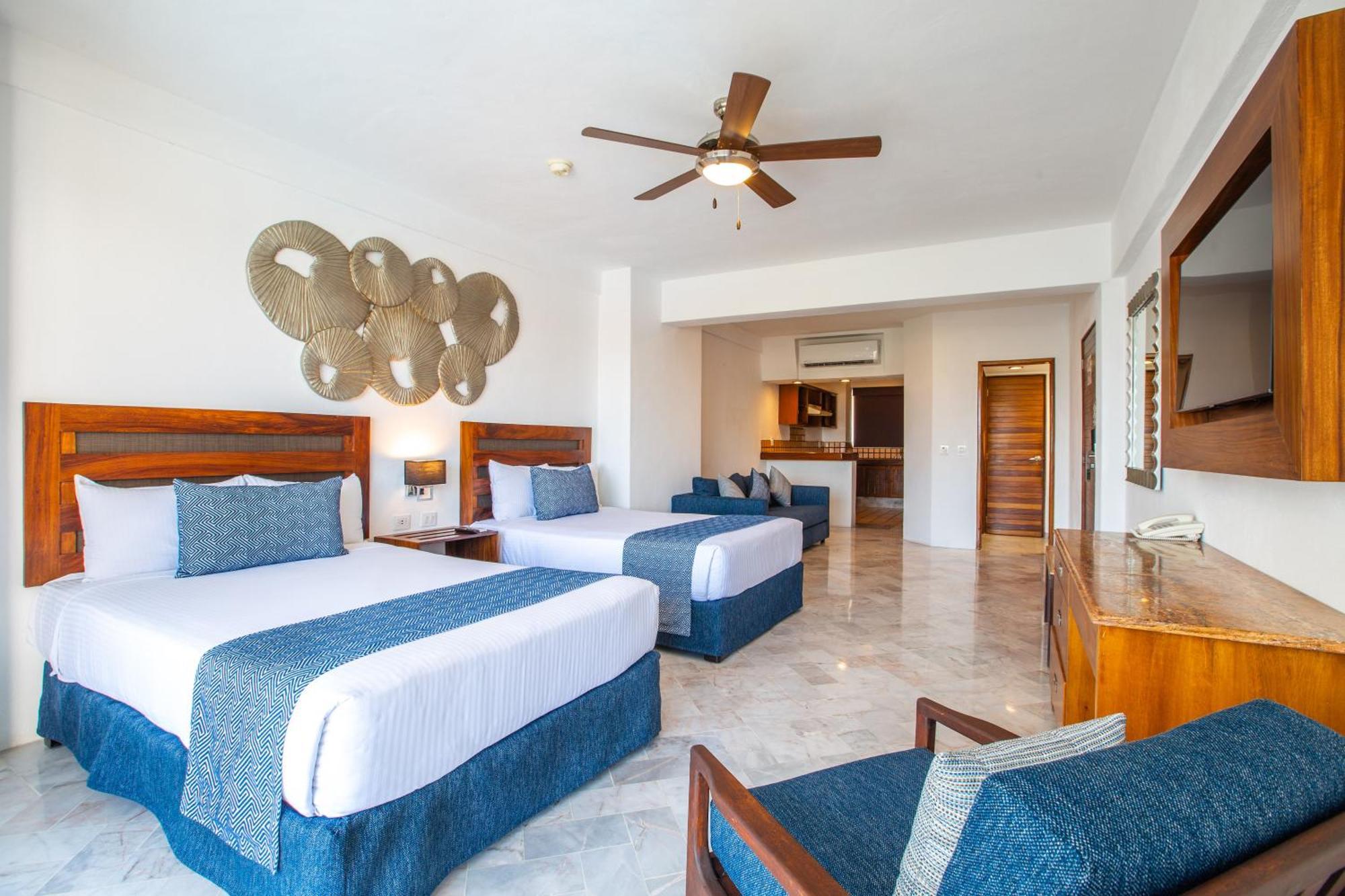 Vamar Vallarta All Inclusive Marina & Beach Resort プエルトバラータ エクステリア 写真
