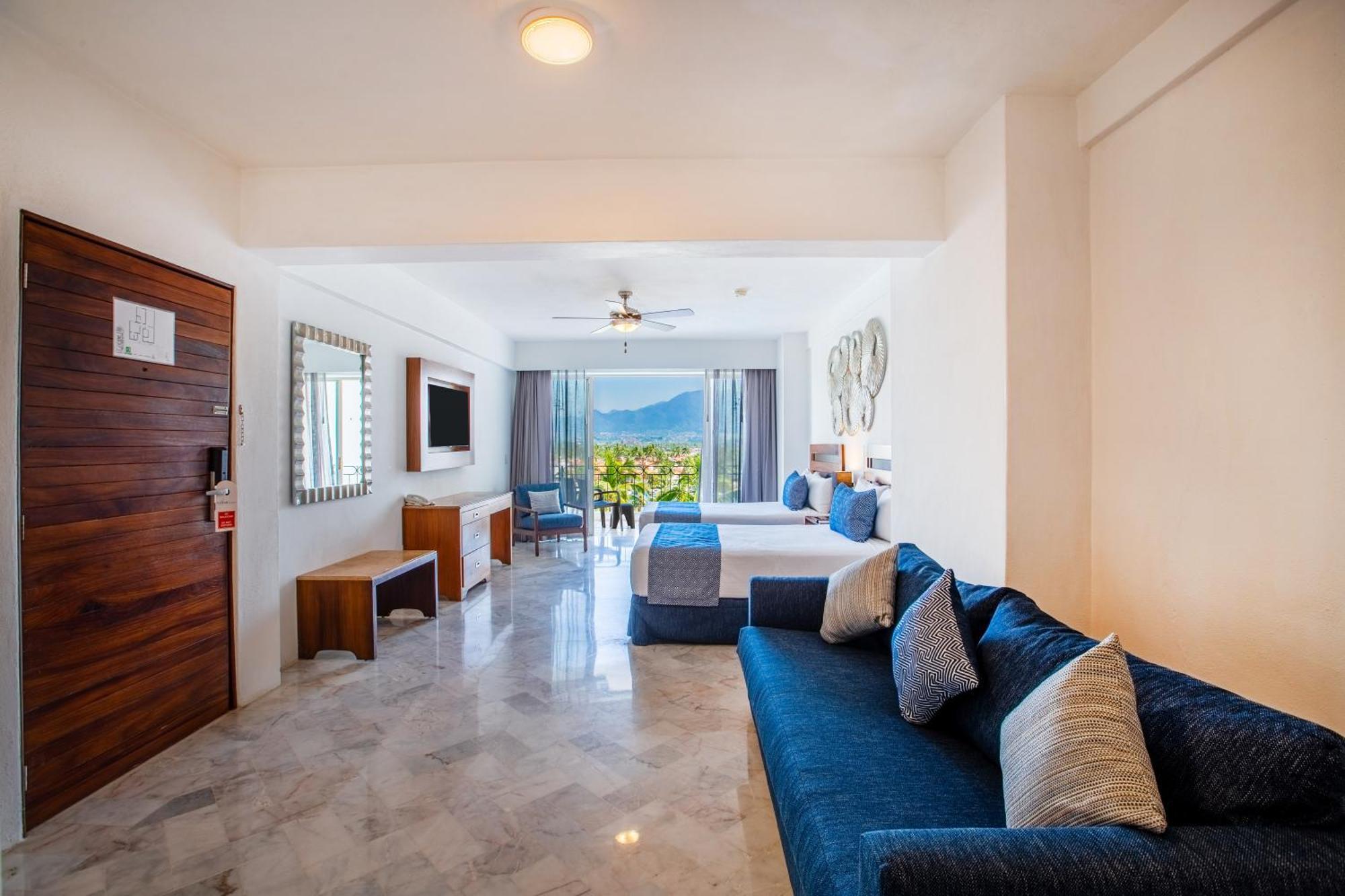 Vamar Vallarta All Inclusive Marina & Beach Resort プエルトバラータ エクステリア 写真
